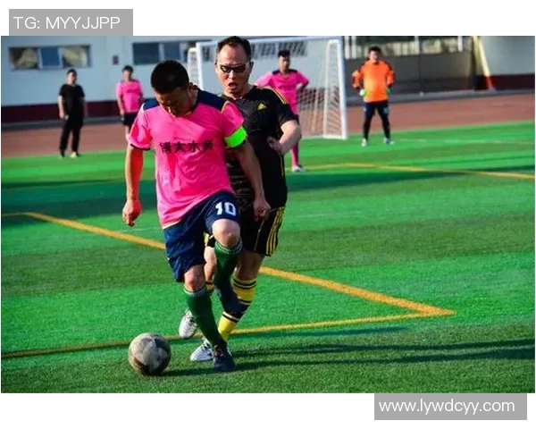 足球巨星济南行为中心全新启航 打造足球文化交流新平台