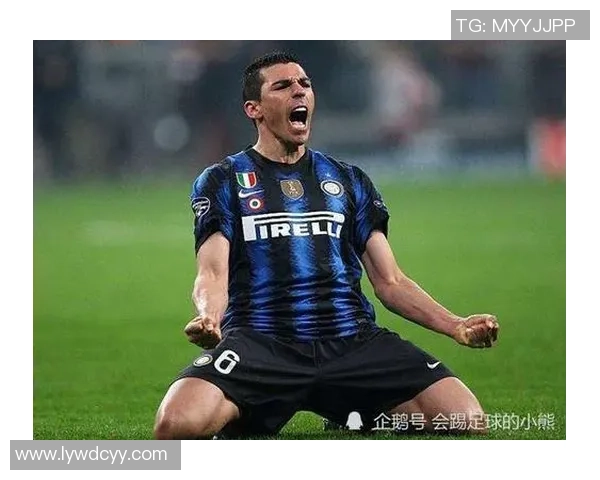 上海足球俱乐部球星风采展现：从本土新秀到国际巨星的成长之路