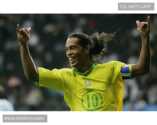 足球全体球星的传奇之路与时代变迁，探索全球足坛风云人物的成长与荣耀